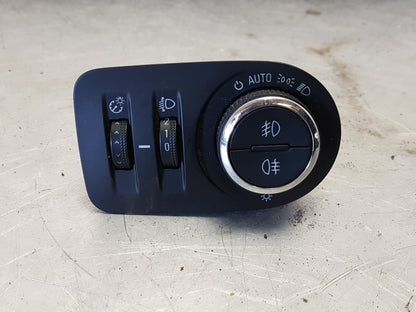 2010 - 2012 Saab 9-5  Saloon Headlight Switch 13286915