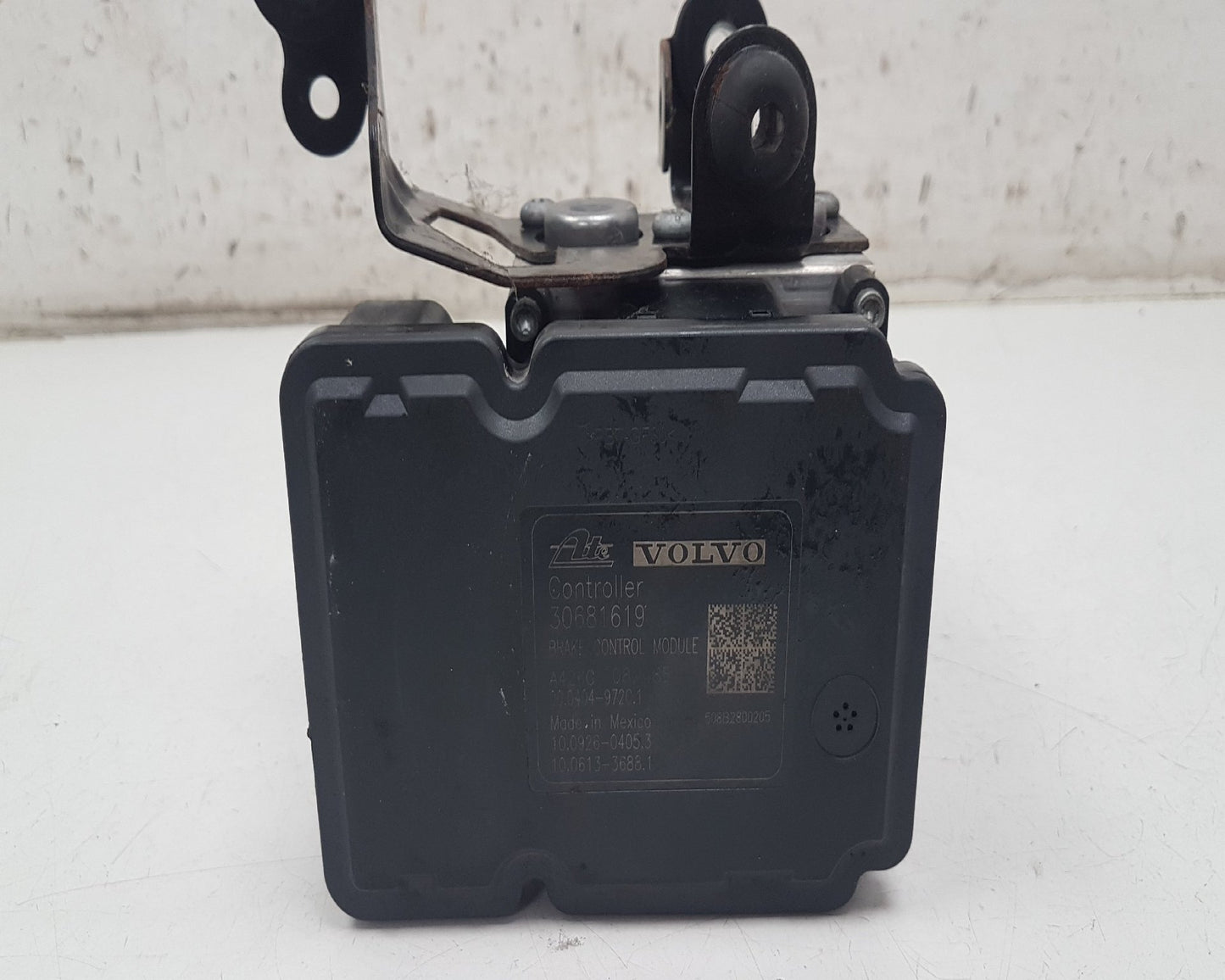2008 - 2012 Volvo XC70  Estate ABS Pump/Modulator 30681619
