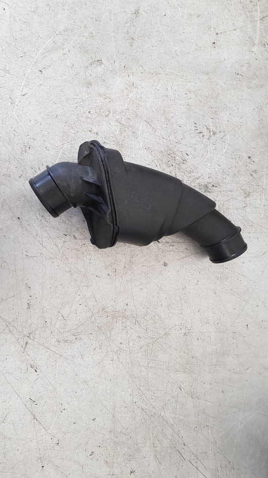 2006 - 2011 Volvo S80  Saloon Intercooler Pipe 30778734