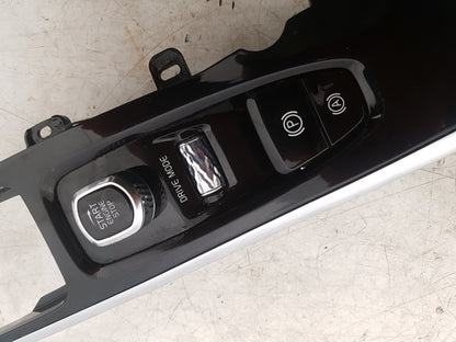 2017 - 2026 Volvo V60 II 225 Estate Centre Console 31417550