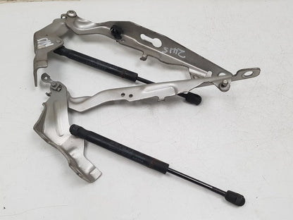 2008 - 2011 Volvo V70  Estate Bonnet Hinge/Strut 31250185 31250186 30649516