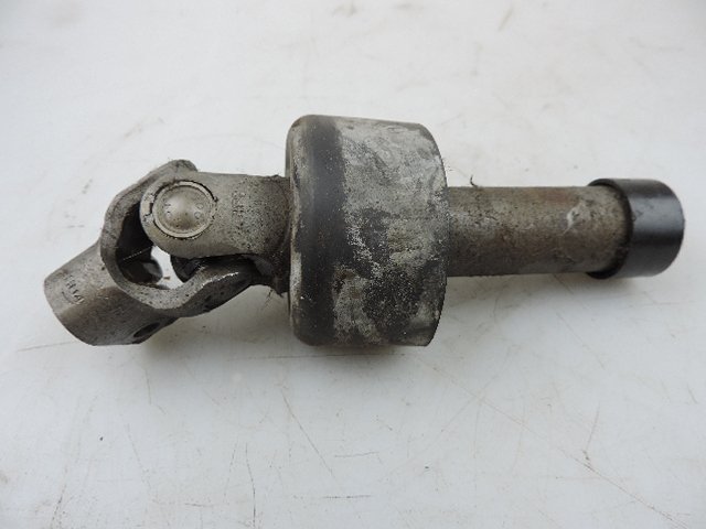 1994 - 1997 Volvo 440  Hatchback STEERING UJ