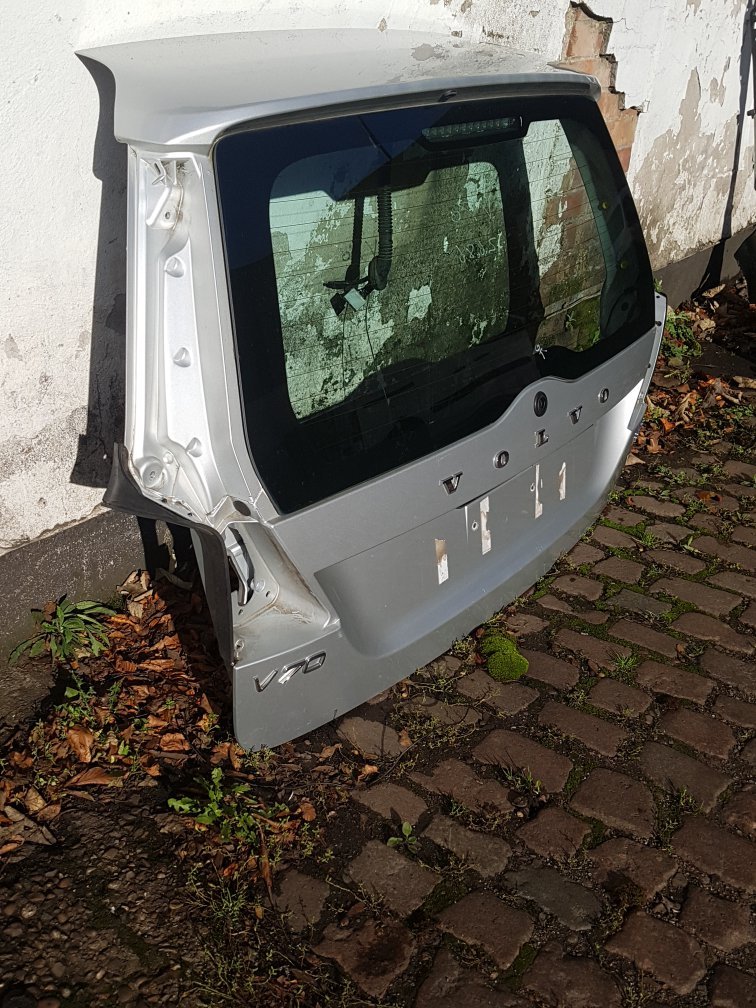 2008 - 2016 Volvo V70 III 135 Estate Tailgate 426 SILVER