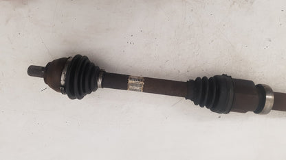 2005 - 2012 Volvo S40  Saloon Driveshaft (Manual) UK Drivers Side Front. 31256933