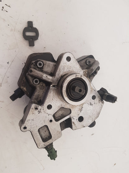 2006 - 2010 Volvo V50  Estate High Pressure Pump 0 445 010 111