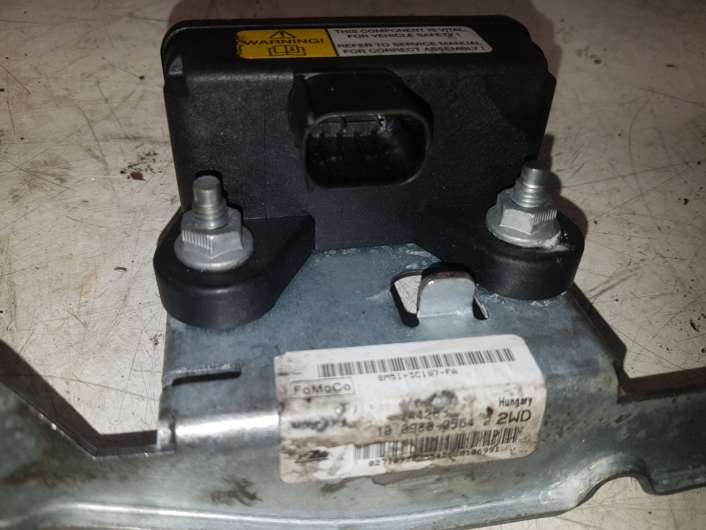 2008 - 2012 Volvo V50   YAW SENSOR 10.1701-0648.3