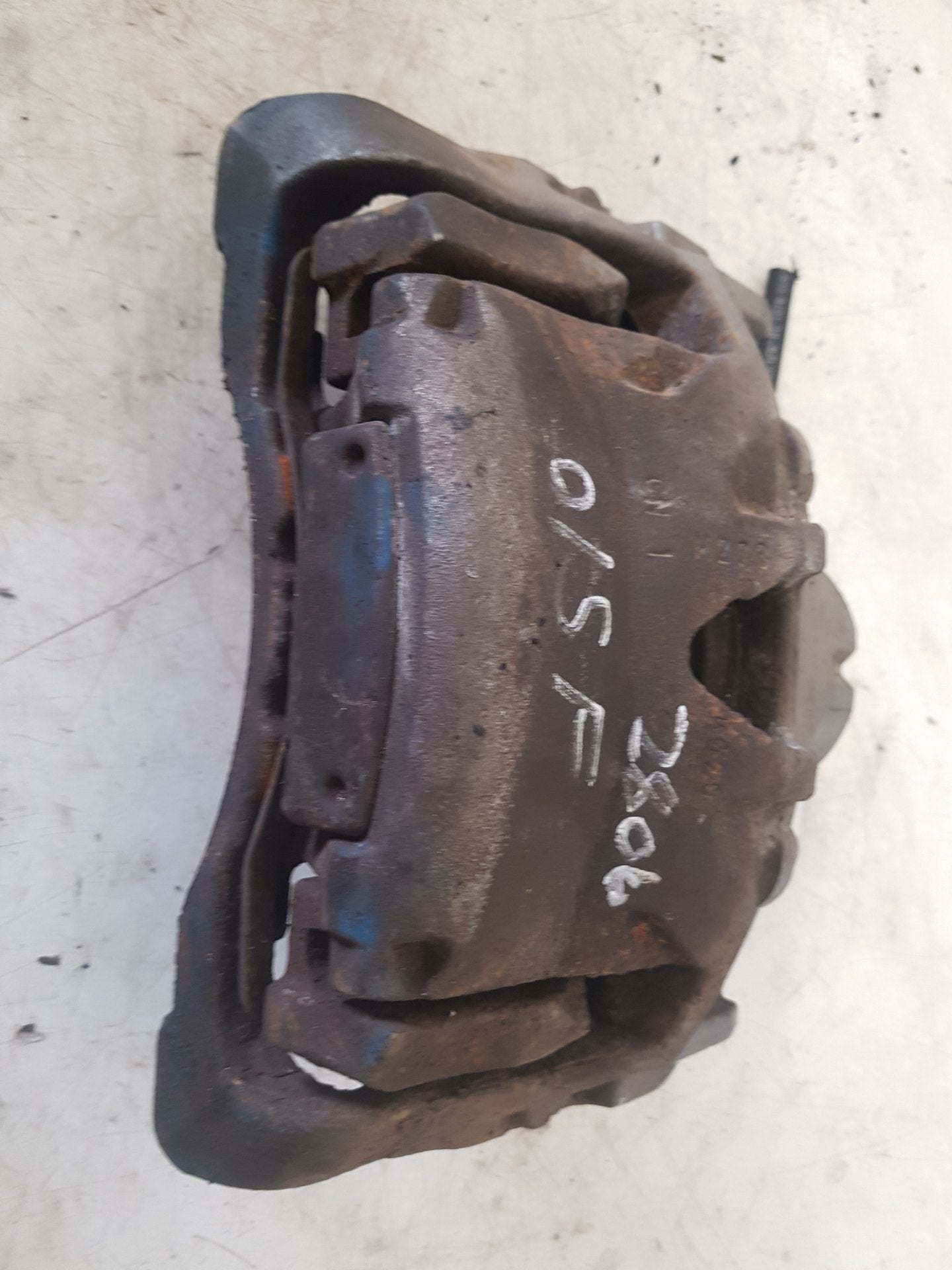 2010 Volvo XC70  Estate Right Front Caliper
