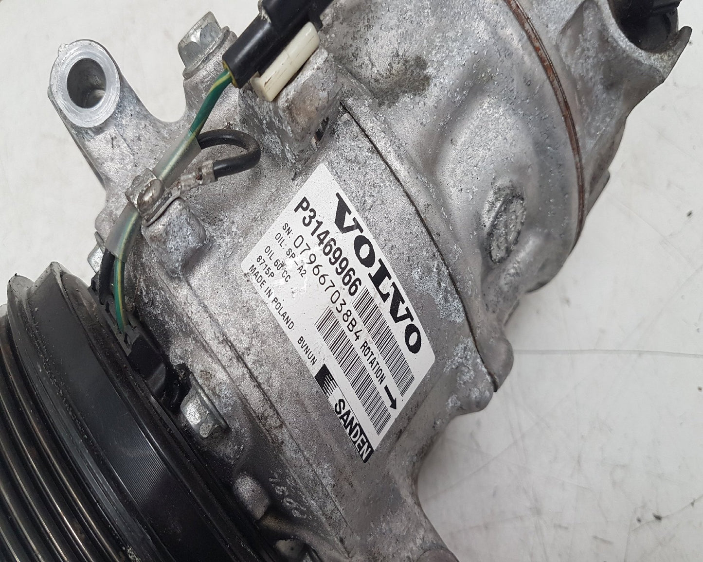 2014 - 2018 Volvo V40  Hatchback A/C Compressor 31469966