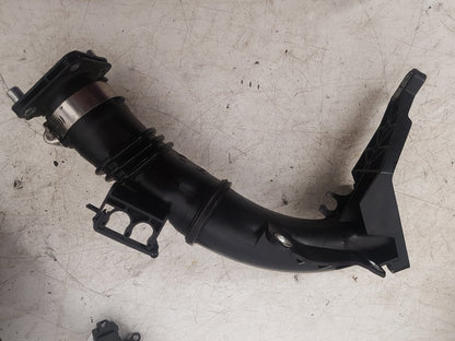 2017 - 2026 Volvo V60 II 225 Estate INTAKE PIPE AV6Q-9351-BC