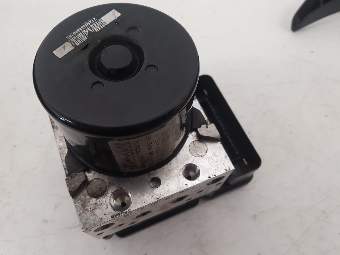 2007 - 2010 Volvo V70  Estate ABS Pump/Modulator 31261142