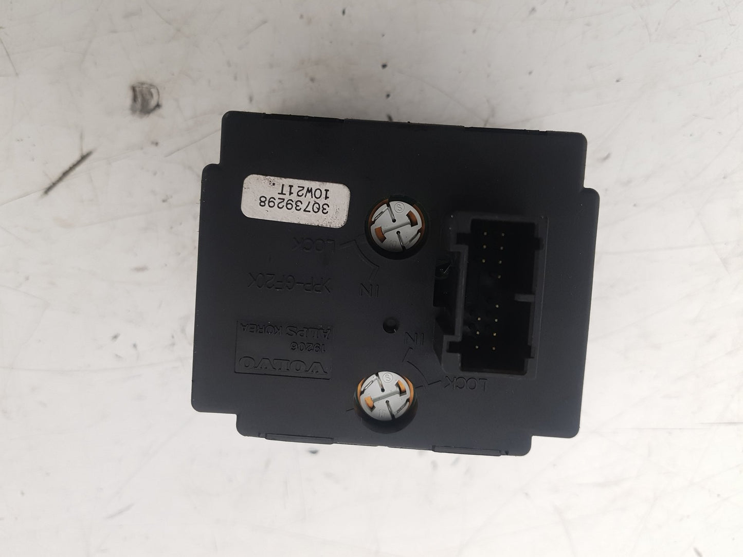 2005 - 2012 Volvo S40  Saloon Headlight Switch 30739298
