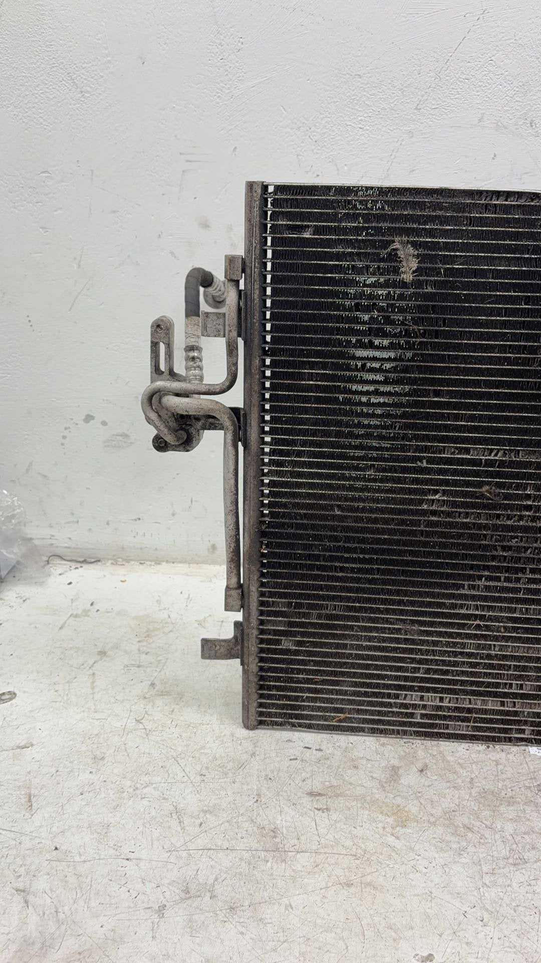 2013 - 2016 Volvo V40 III 525 Hatchback A/C Condenser 29922528