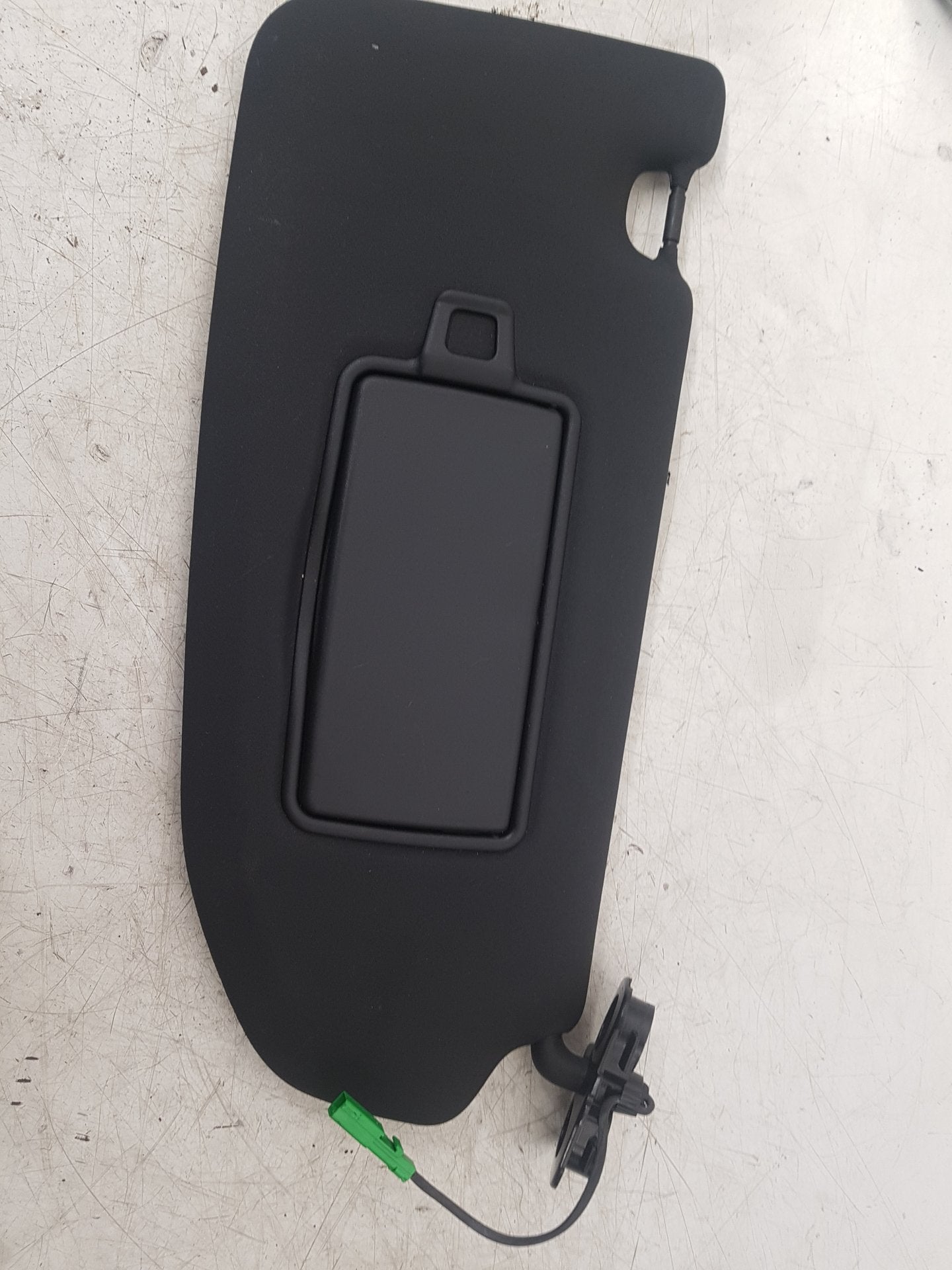 2017 - 2026 Volvo V60 II 225 Estate Right Sun Visor