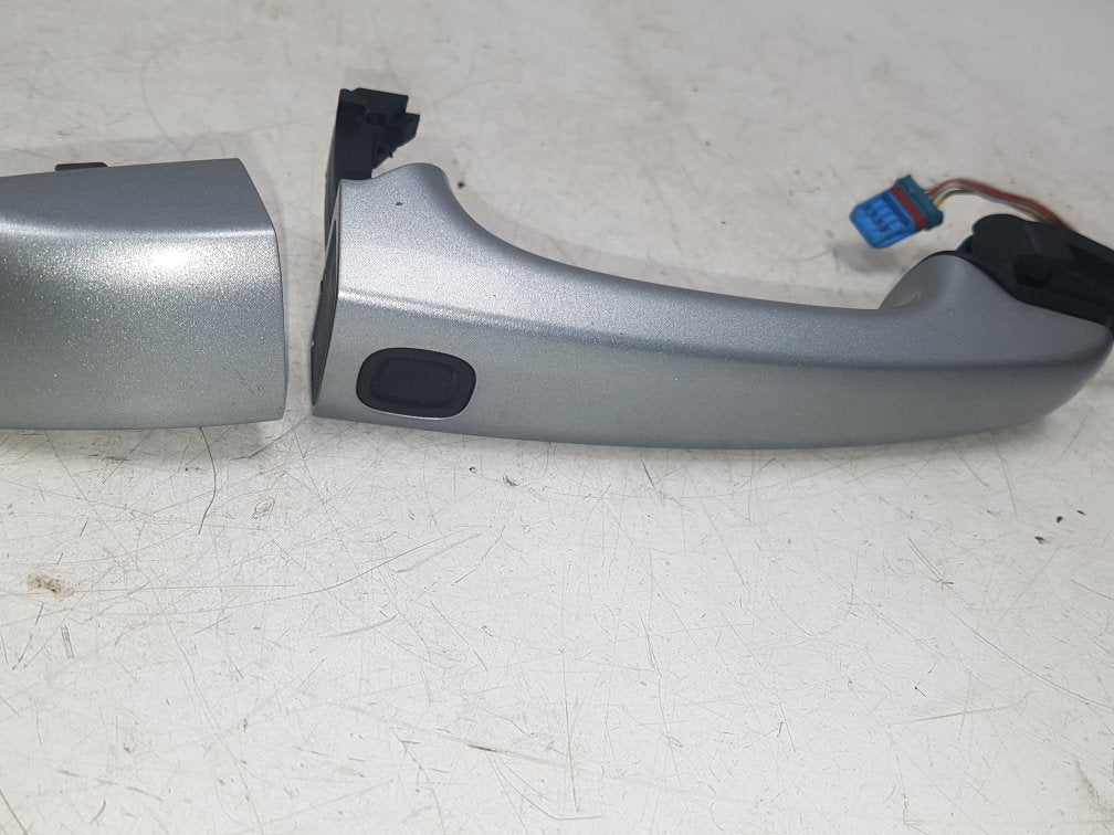 2008 - 2016 Volvo XC60  Estate DOOR HANDLE - OUTSIDE (REAR PASSENGER SIDE) 30753786