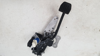 2010 - 2014 Volvo XC60  Estate Brake Pedal 31302349
