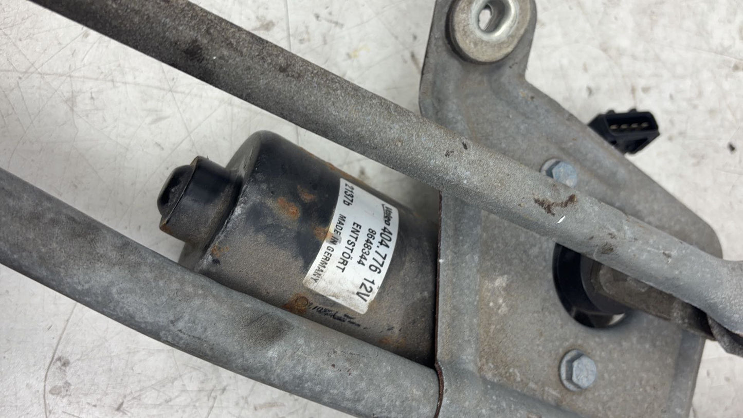 2004 - 2007 Volvo XC70  Estate WIPER MOTOR (FRONT) & LINKAGE 8648344