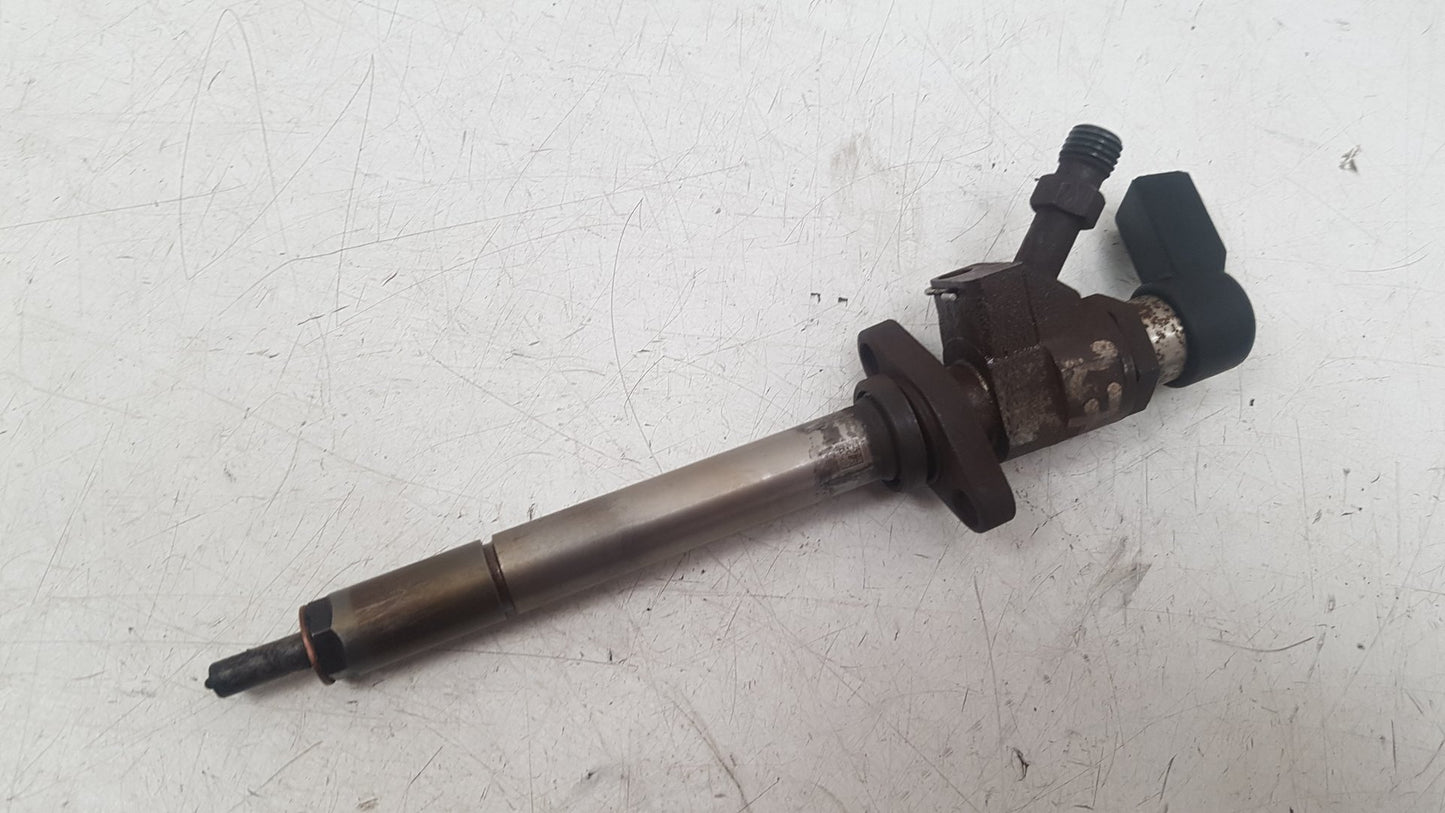 2004 - 2010 Volvo V50   Estate Fuel Injector 9657144580