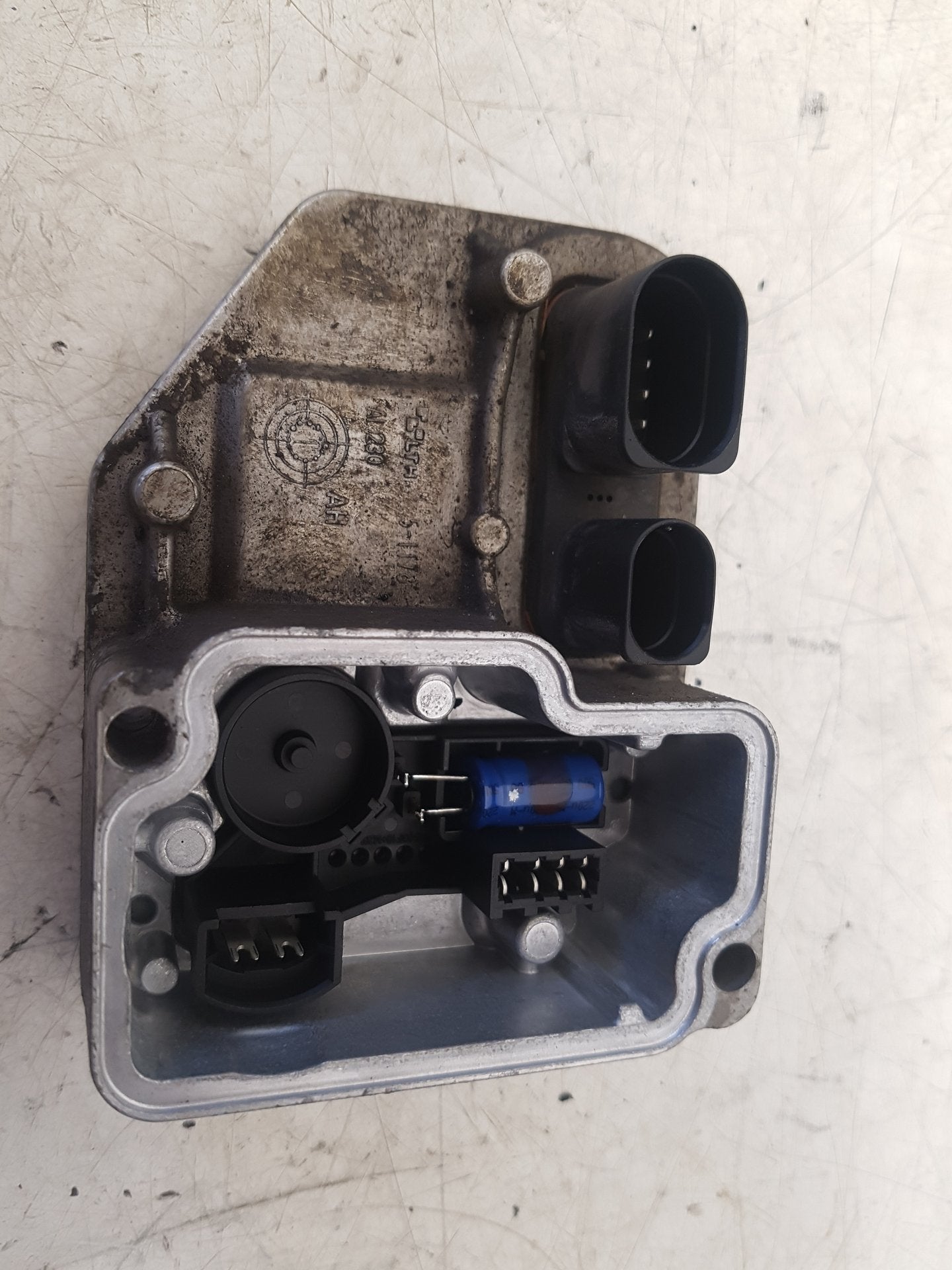 2003 - 2014 Volvo XC90 I 275 Estate DIFFERENTIAL ELECTRONIC MODULE (DEM) HAP542