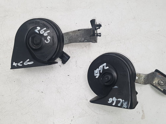 2010 - 2014 Volvo V60  Estate HIGHER AND LOWER HORNS (PAIR) 0055306