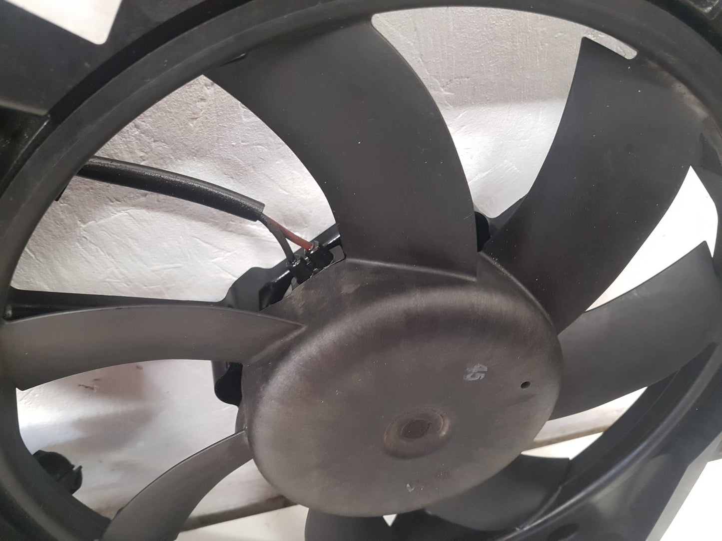 2010 - 2012 Saab 9-5  Saloon RADIATOR FAN & COWLING (A/C CAR) 8658004