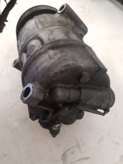 2010 - 2015 Volvo V60  Estate A/C Compressor 31332528