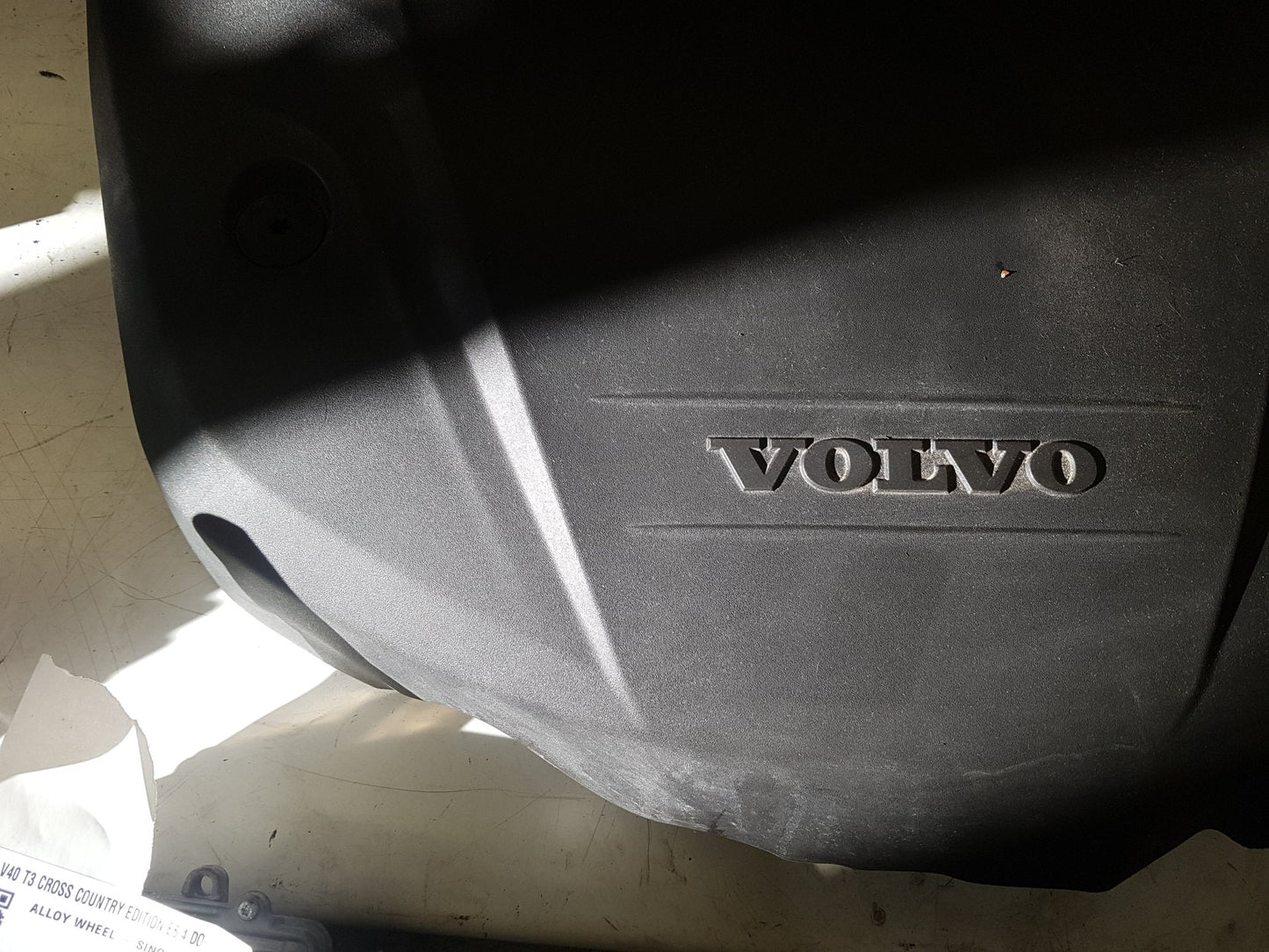 2010 - 2014 Volvo S60  Saloon Engine Cover 31437508