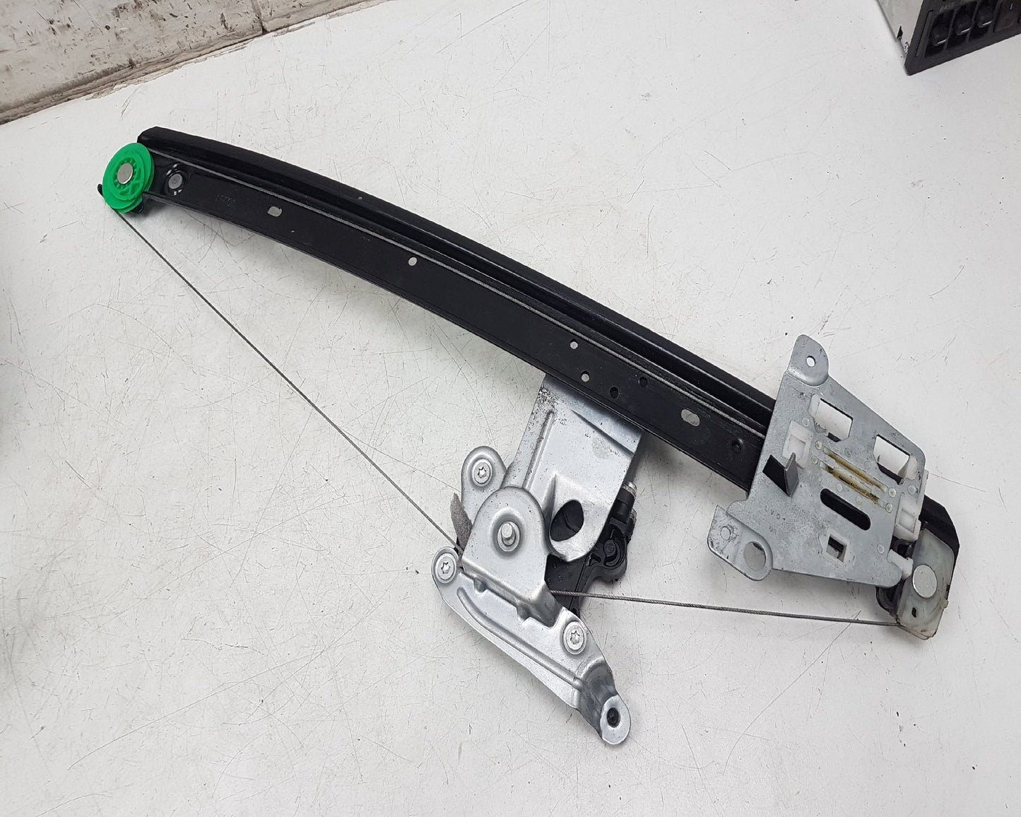 2003 - 2014 Volvo XC90  Estate WINDOW REG MOTOR (DRIVER SIDE REAR)