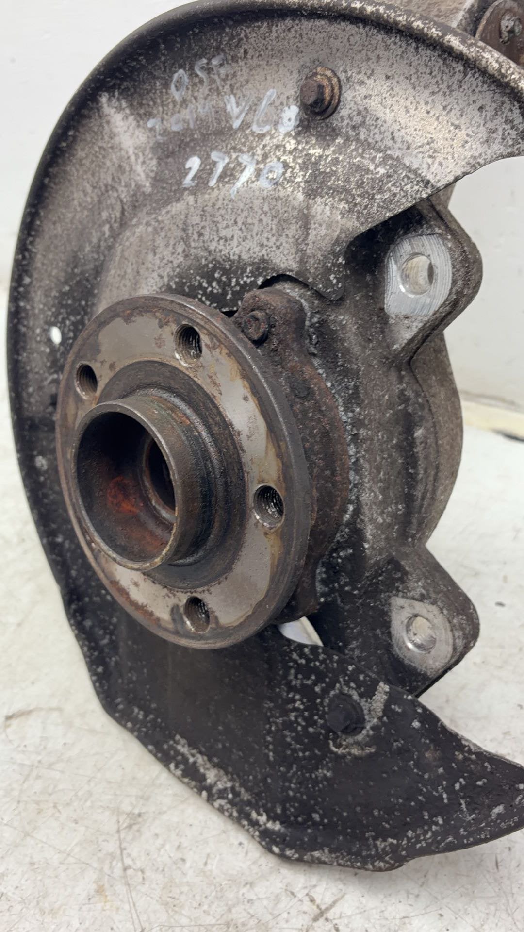 2017 - 2026 Volvo V60 II 225 Estate HUB (FRONT) 31362688