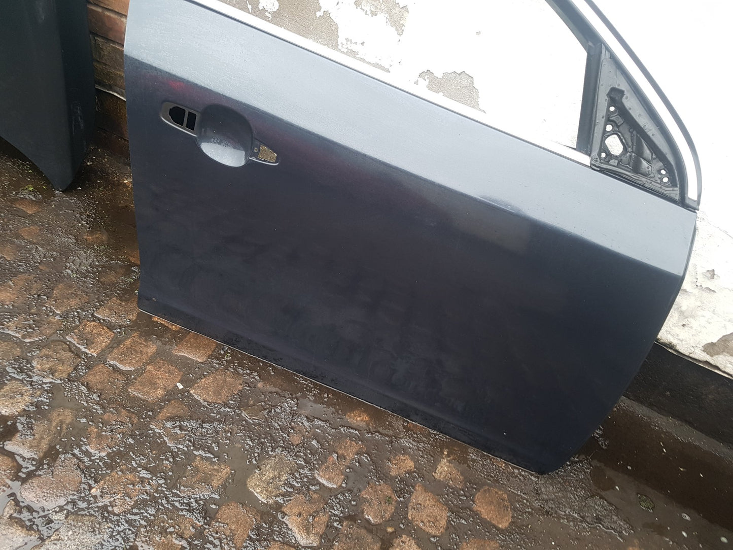2012 Volvo S60  Saloon DOOR - BARE (FRONT PASSENGER SIDE) 32228971