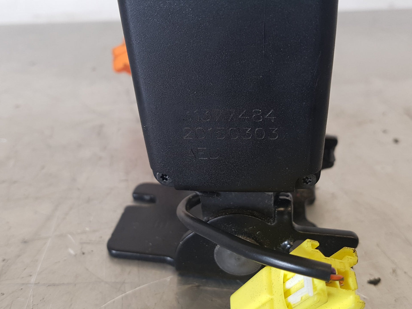 2012 - 2019 Volvo V40  Hatchback SEAT BELT ANCHOR (DOUBLE REAR) 31377484