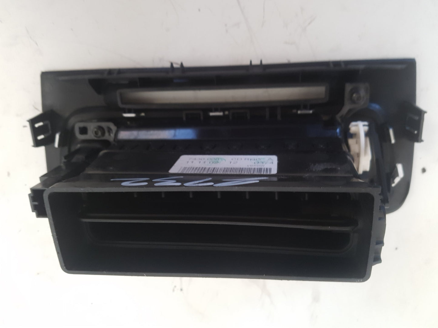 2013 - 2015 Volvo V60  Estate DASHBOARD VENT 1302138 9123681