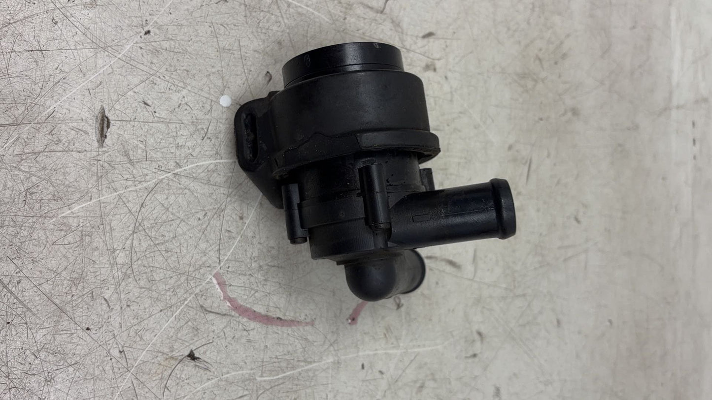 2011 - 2014 Volvo V60 I 155 Estate AUXILLARY WATER PUMP 31332380