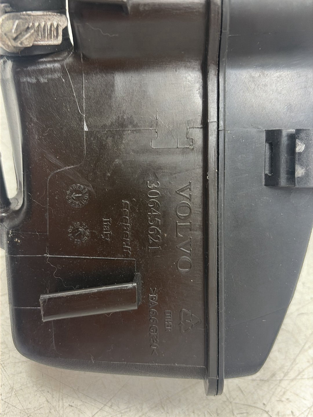 2015-2026 Volvo XC90 II 256 SUV Power Steering Reservoir 30645621