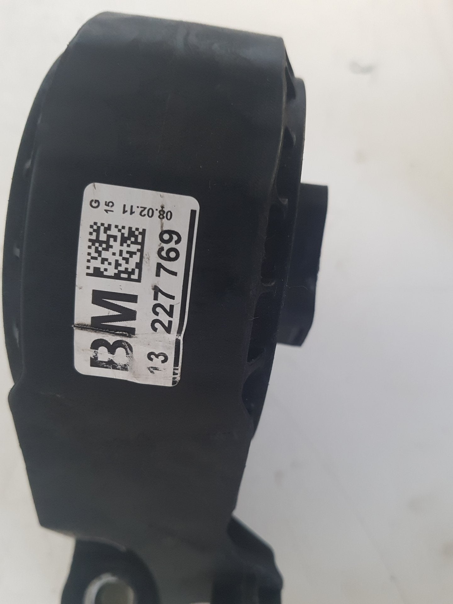 2010 - 2012 Saab 95  Saloon ENGINE MOUNT (FRONT) 13227769