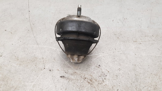 2003 - 2006 Volvo XC90  Estate ENGINE MOUNT (FRONT) 8683936