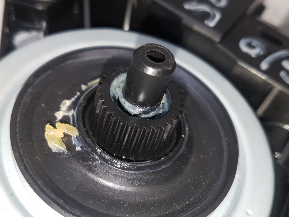 2012 - 2017 Volvo V40  Hatchback WINDOW MOTOR 140606