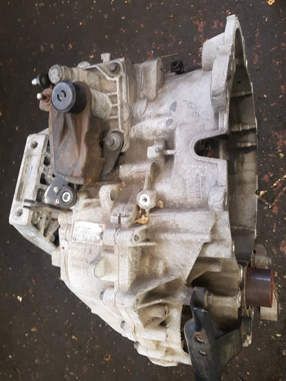 2008 - 2013 Volvo XC60 I 156 Estate Manual Gearbox 9482390