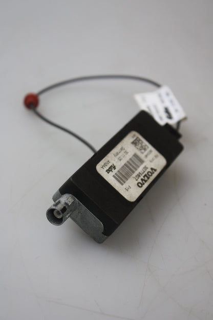 2004 - 2012 Volvo C70   ANTENNA AMPLIFIER 30775607