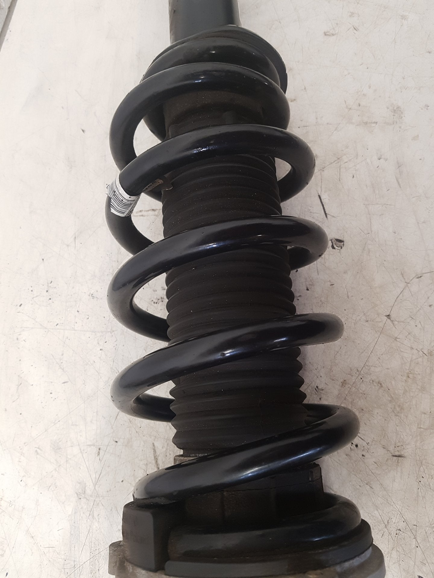 2017 - 2025 Volvo V90 235, 236 Estate Left Front Shock Absorber 31476971