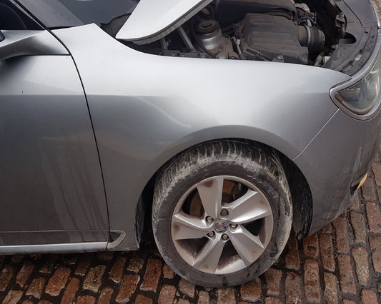 2010 - 2012 Saab 9-5  Saloon Right Front Guard 13310315
