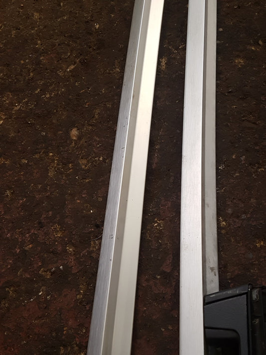 2000 - 2007 Volvo XC70  Estate Roof Rail 9484135