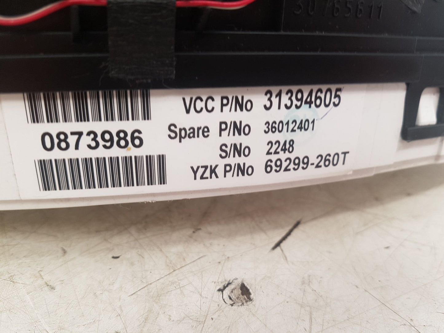 2011 - 2014 Volvo XC90  Estate Instrument Cluster 31394605