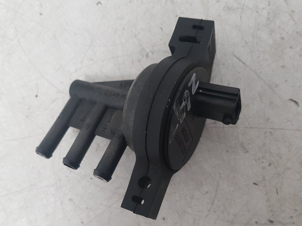 2001 - 2009 Saab 9-5  Estate TURBO BOOST CONTROLLER 55557331