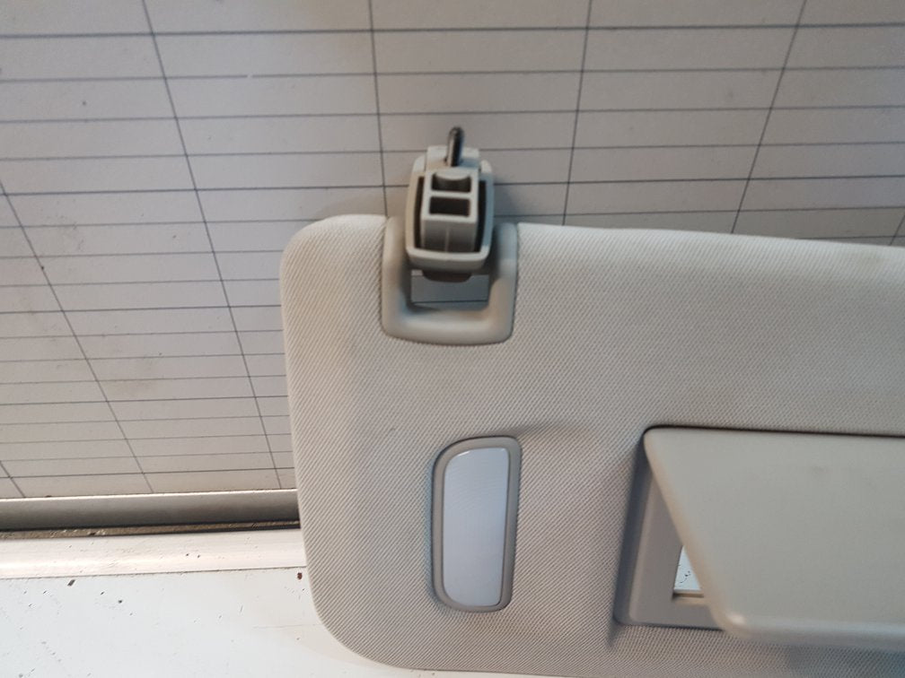 2010 - 2012 Saab 95  Saloon Right Sun Visor