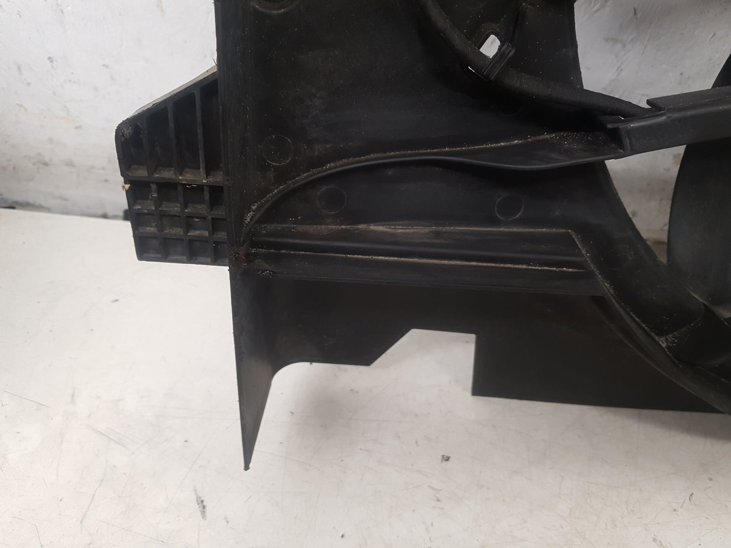 2011 - 2014 Volvo XC90  Estate RADIATOR FAN & COWLING (A/C CAR) 30776419
