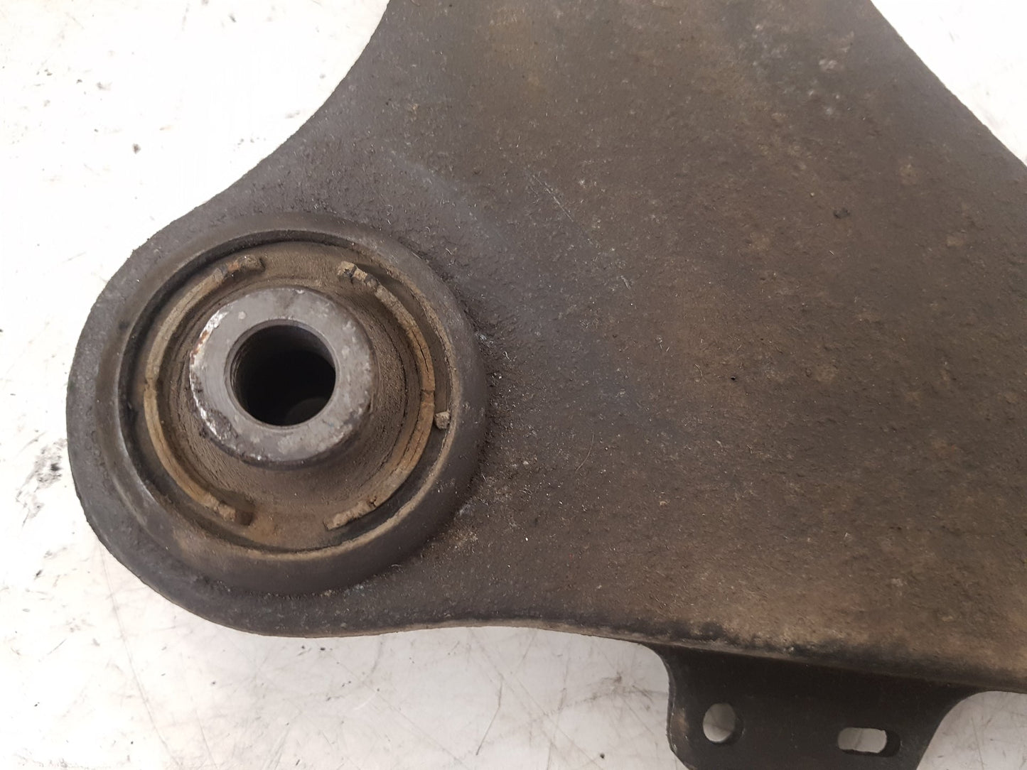 2010  9-3 Turbo Edition Tid E4 4 Dohc  Saloon Left Front Lower Control Arm