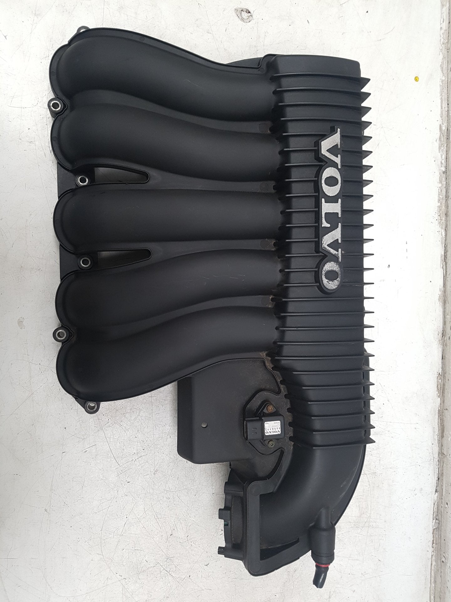 2007 Volvo C70  Convertible Intake Manifold 30650185