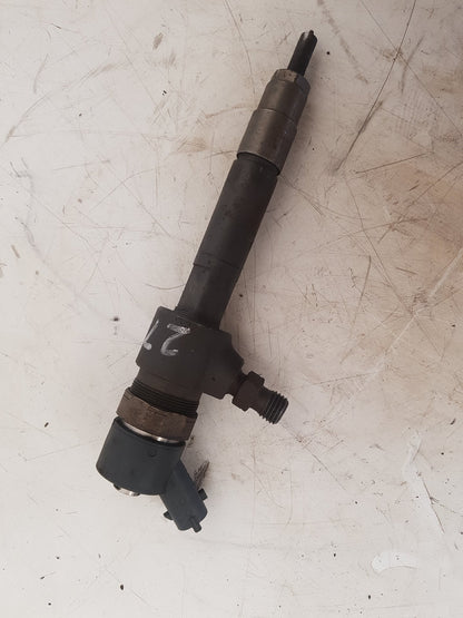 2005 - 2015 Saab 9-3  Estate Fuel Injector 93190429