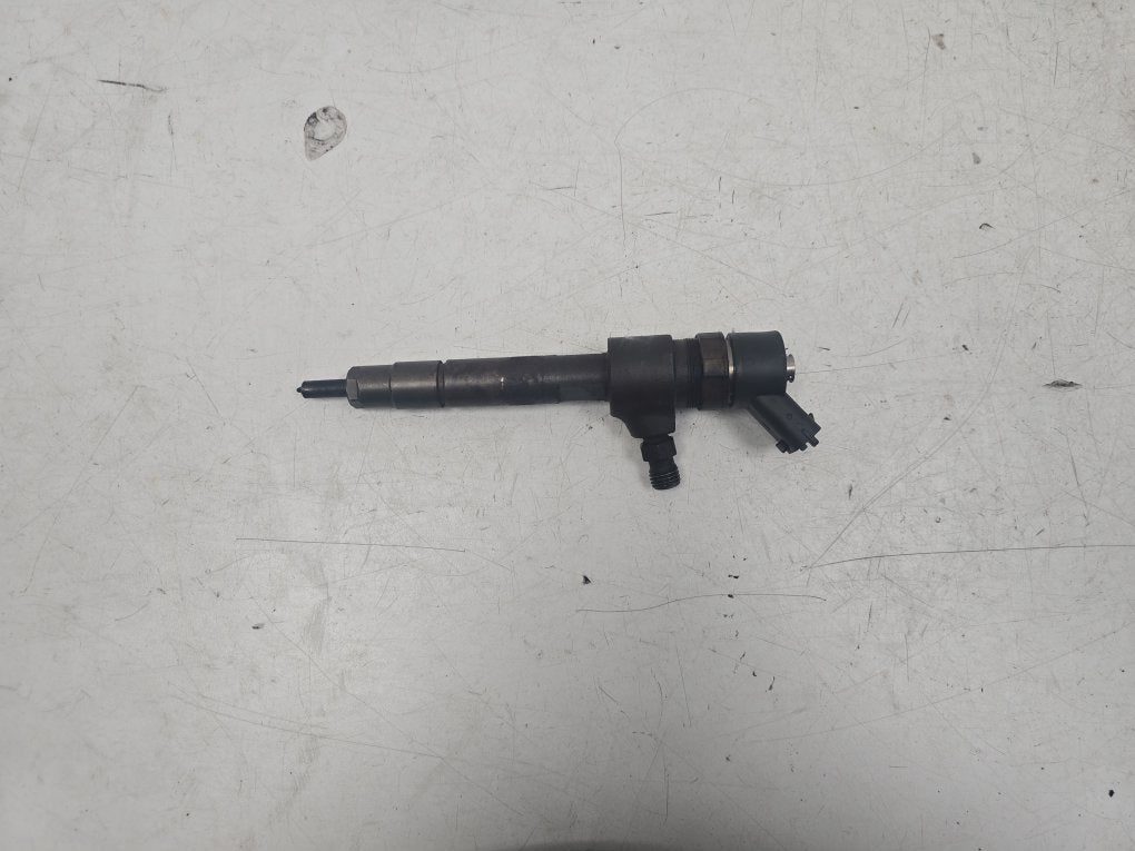 2005 - 2012 Saab 9-3  Estate Fuel Injector 93190429