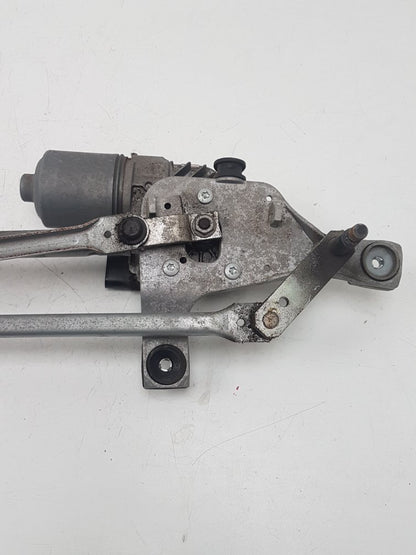 2010 - 2015 Volvo V70  Estate WIPER MOTOR (FRONT) & LINKAGE 31333457